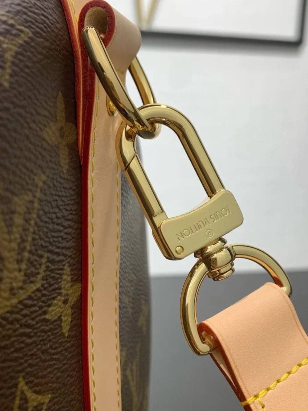 Louis Vuitton Keepall Bandoulière 45
